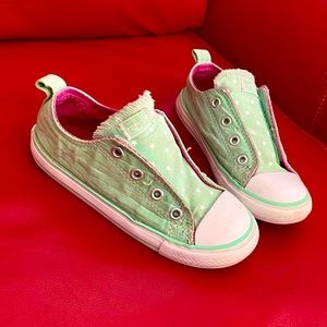 MINT GREEN AND PINK CONVERSE LOW TOP SLIP ON SHOES FOR GIRLS